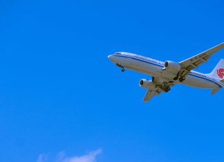 Titans: The Biggest Airlines In the World