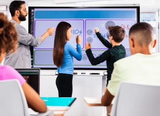 Smart Apps For Collaborative Learning in The Classroom