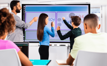Smart Apps For Collaborative Learning in The Classroom