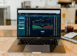 What Does Dovish Mean in Economics?