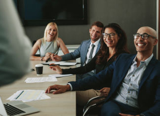 How Reverse Pitching Works? – Its Advantages and Disadvantages