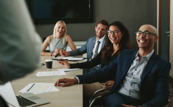 How Reverse Pitching Works? – Its Advantages and Disadvantages