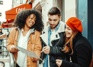 Should You Smile In Other Countries?