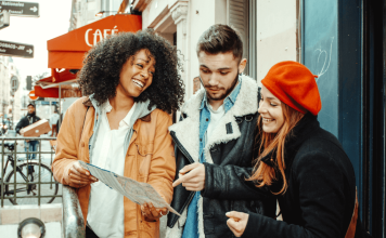Should You Smile In Other Countries?