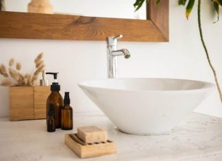 A Practical Guide To Toxin-Free Living