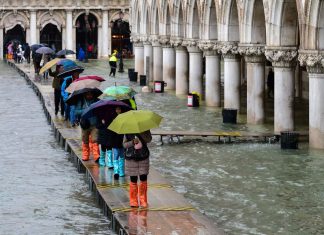 Will Venice succumb to the sea?