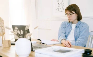 How to Write an Artist Biography